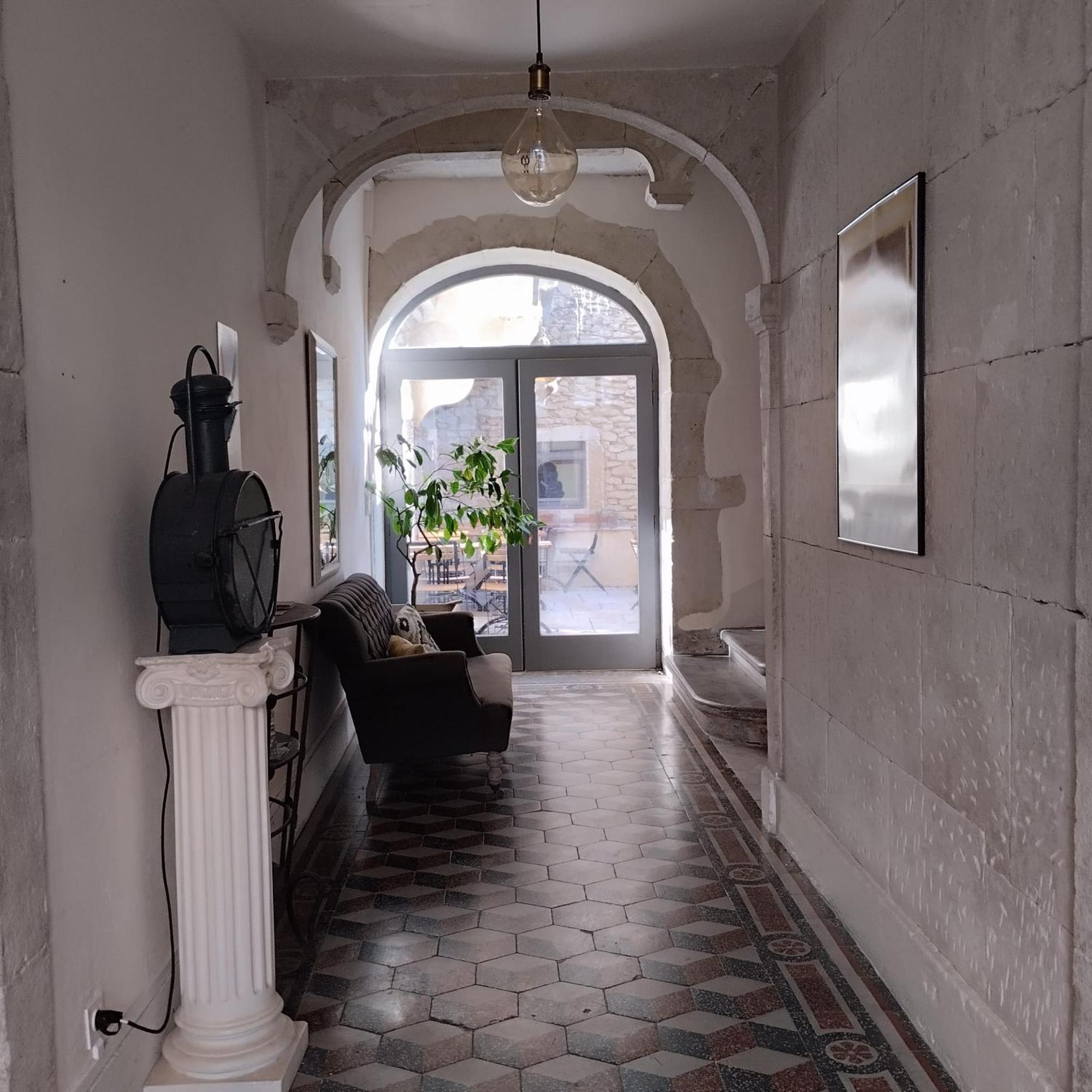 Le Patio Hotel Grignan Eksteriør billede